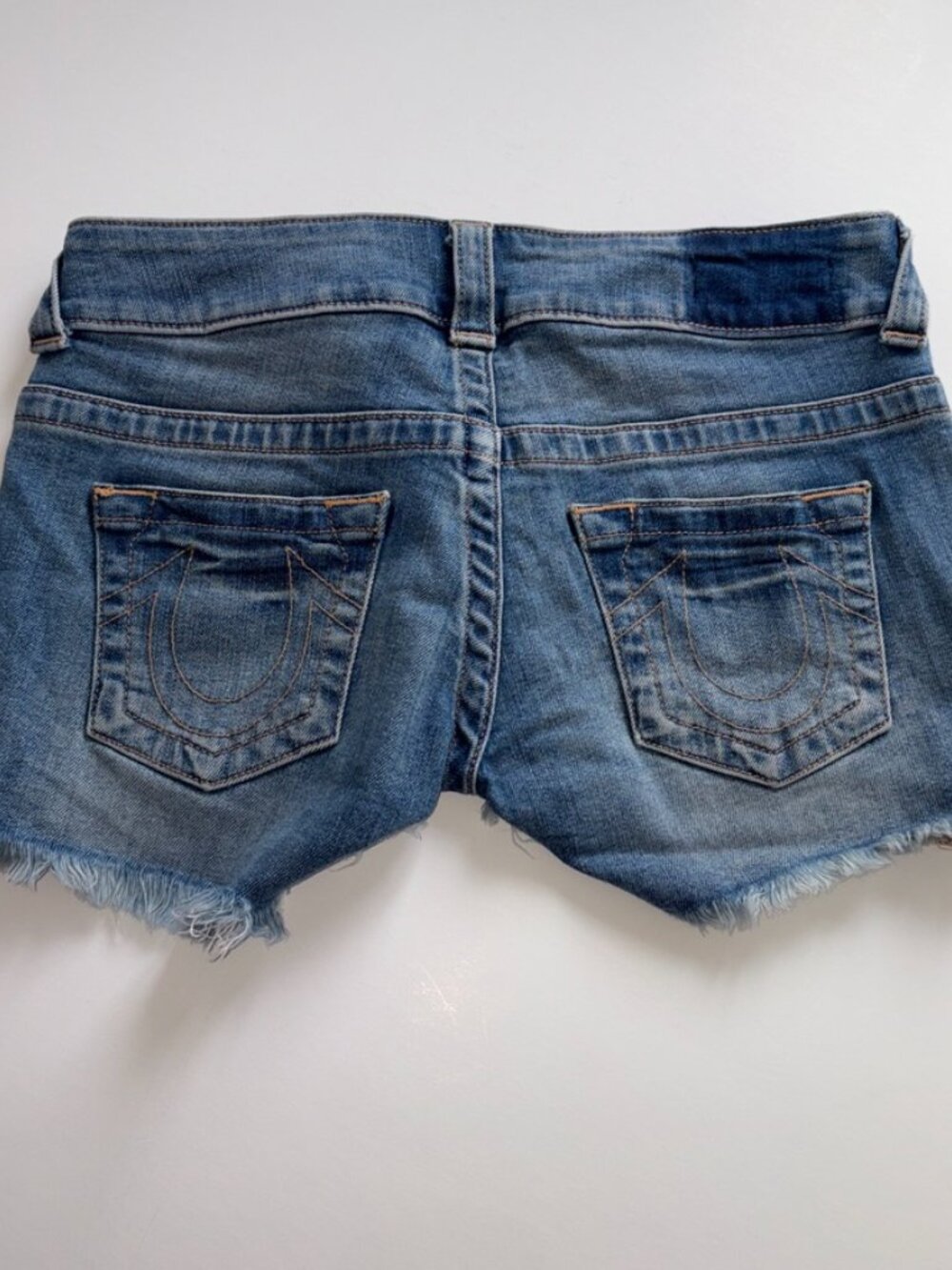 True Religion Keira Cutt Off Jean Shorts Low Rise Size 24